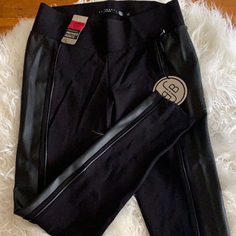 Leatherette ponte leggings